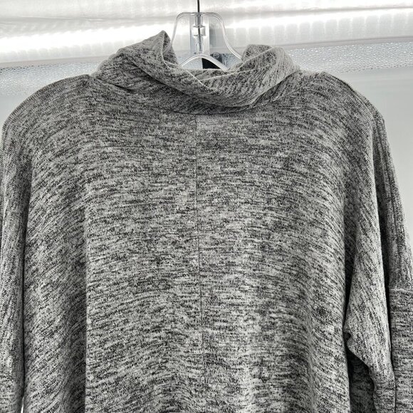 Wonderland Women's Cowl Neck Sweater Assymetrical Hem Heathered Size Small - Picture 6 of 9